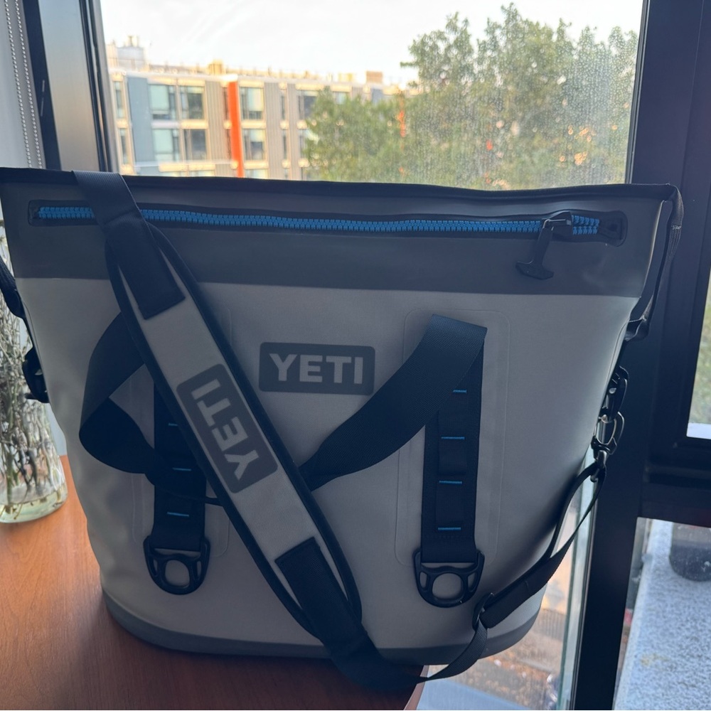 YETI Gray Hopper Cooler